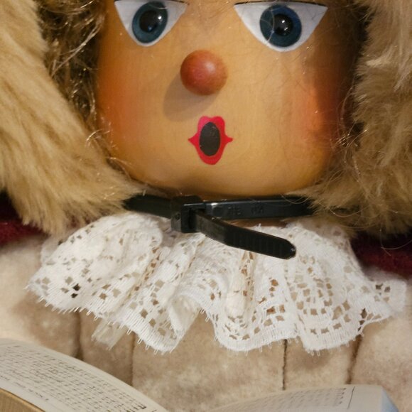 RARE LIMITED CHRISTIAN ULBRICHT CHOIR LADY COLLECTOR CHRISTMAS GERMAN NUTCRACKER - Picture 13 of 16